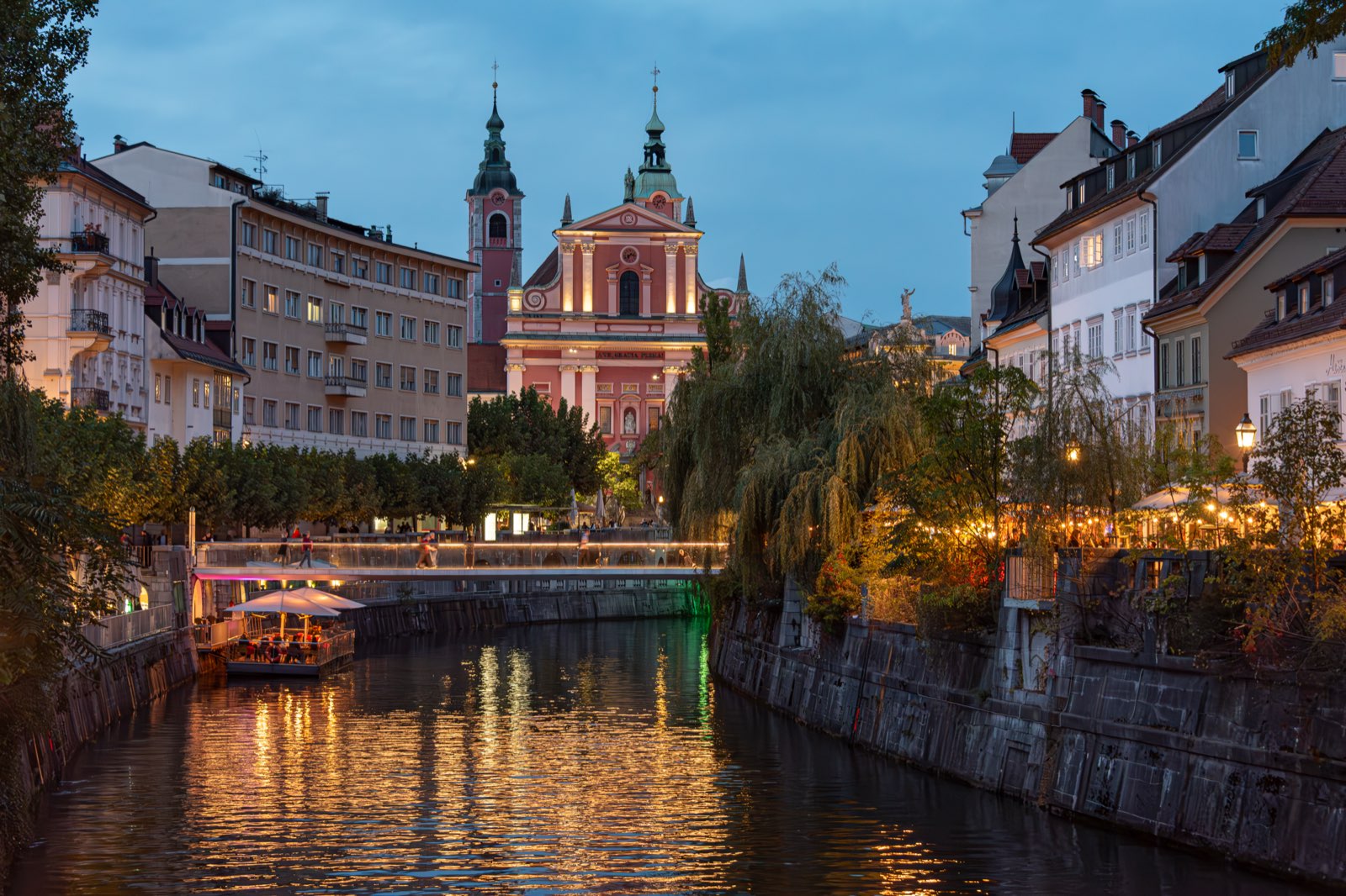 Plečnikova Ljubljana — kako šest postaj spremeni najbolj fotografiran most v zgodbo